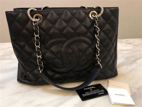 chanel handbags for sale.